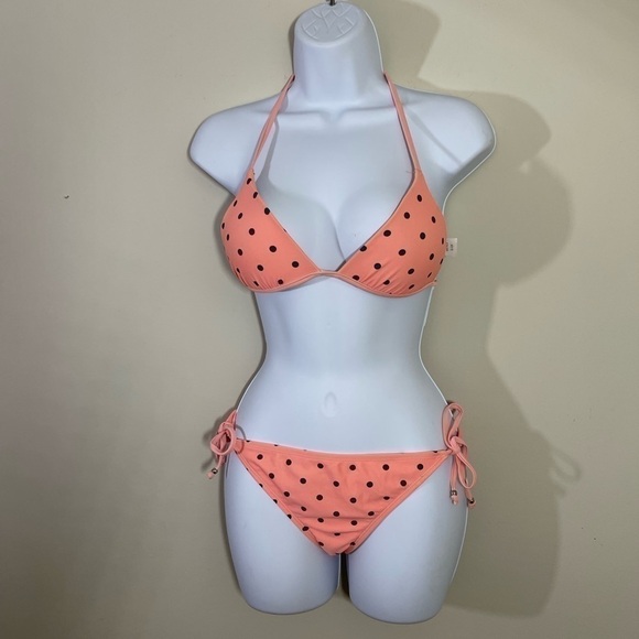 Hot water junior sz. bikini top is small  bottom is lg melon with gray dots - Picture 1 of 12